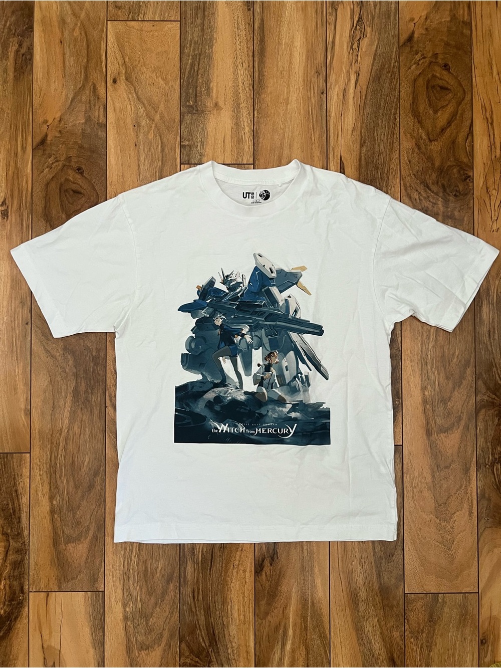 Uniqlo Mobile Suit Gundam 45th Anniversary UT Graphic T-Shirt
